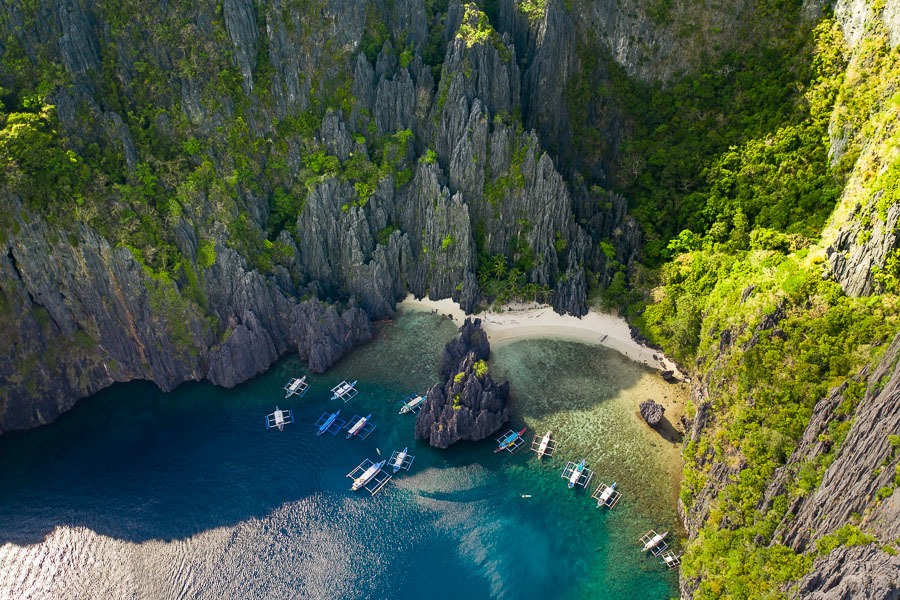 Hopping Island Tour A secret lagoon